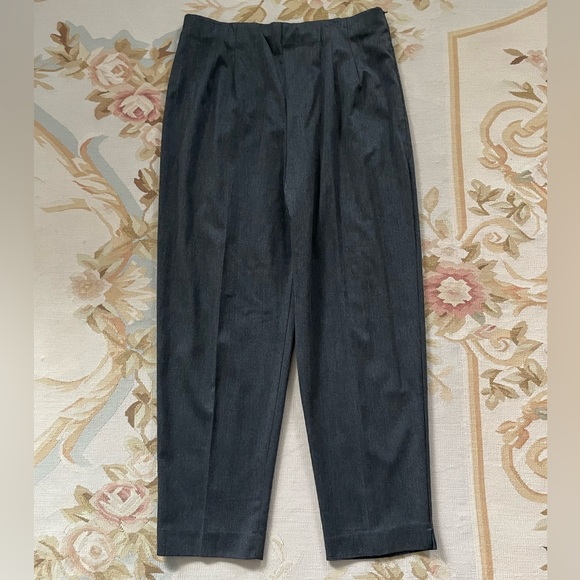 Gray Briggs, New York size 16 trousers flat elastic front - Picture 3 of 9
